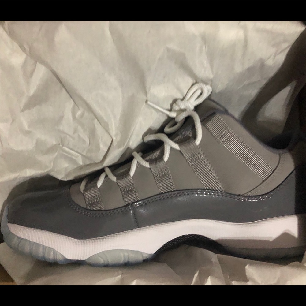 Jordan 11 cool greys
